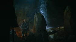 extant_GameOfThrones_3x04-KissedByFire_0714