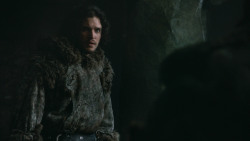 extant_GameOfThrones_3x04-KissedByFire_0738