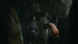 extant_GameOfThrones_3x04-KissedByFire_0754