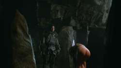 extant_GameOfThrones_3x04-KissedByFire_0756