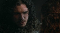 extant_GameOfThrones_3x04-KissedByFire_0782