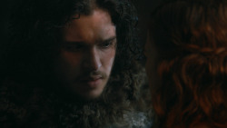 extant_GameOfThrones_3x04-KissedByFire_0795