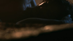 extant_GameOfThrones_3x04-KissedByFire_0851