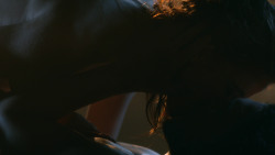 extant_GameOfThrones_3x04-KissedByFire_0997