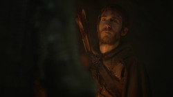 extant_GameOfThrones_3x04-KissedByFire_1112