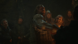 extant_GameOfThrones_3x04-KissedByFire_1114