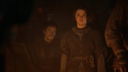 extant_GameOfThrones_3x04-KissedByFire_1135
