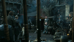 extant_GameOfThrones_3x04-KissedByFire_1184