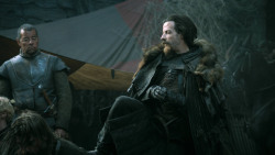 extant_GameOfThrones_3x04-KissedByFire_1191