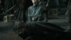 extant_GameOfThrones_3x04-KissedByFire_1192