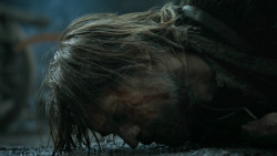 extant_GameOfThrones_3x04-KissedByFire_1201