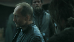 extant_GameOfThrones_3x04-KissedByFire_1263