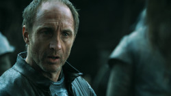 extant_GameOfThrones_3x04-KissedByFire_1302