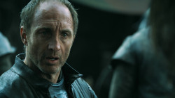 extant_GameOfThrones_3x04-KissedByFire_1303