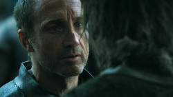 extant_GameOfThrones_3x04-KissedByFire_1340