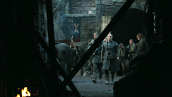 extant_GameOfThrones_3x04-KissedByFire_1359