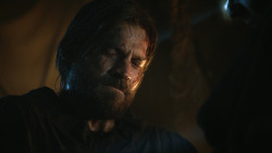 extant_GameOfThrones_3x04-KissedByFire_1376