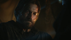extant_GameOfThrones_3x04-KissedByFire_1399