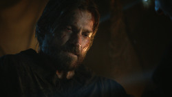 extant_GameOfThrones_3x04-KissedByFire_1406