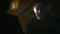 extant_GameOfThrones_3x04-KissedByFire_1411