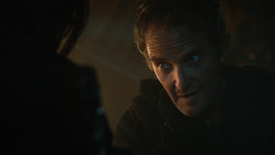 extant_GameOfThrones_3x04-KissedByFire_1417