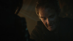 extant_GameOfThrones_3x04-KissedByFire_1418