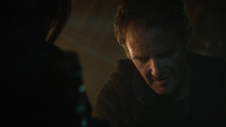 extant_GameOfThrones_3x04-KissedByFire_1421