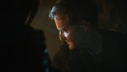 extant_GameOfThrones_3x04-KissedByFire_1423