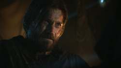 extant_GameOfThrones_3x04-KissedByFire_1425
