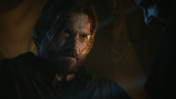 extant_GameOfThrones_3x04-KissedByFire_1433