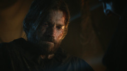 extant_GameOfThrones_3x04-KissedByFire_1435