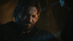 extant_GameOfThrones_3x04-KissedByFire_1439