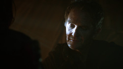 extant_GameOfThrones_3x04-KissedByFire_1456