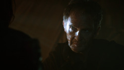 extant_GameOfThrones_3x04-KissedByFire_1460