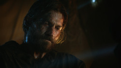 extant_GameOfThrones_3x04-KissedByFire_1461