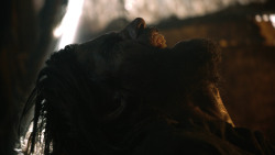extant_GameOfThrones_3x04-KissedByFire_1542