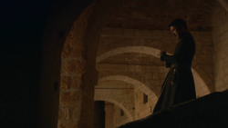 extant_GameOfThrones_3x04-KissedByFire_1545