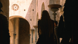 extant_GameOfThrones_3x04-KissedByFire_1553