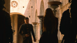 extant_GameOfThrones_3x04-KissedByFire_1557