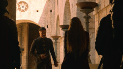 extant_GameOfThrones_3x04-KissedByFire_1558