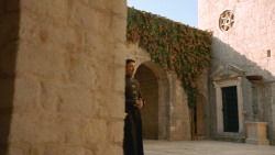 extant_GameOfThrones_3x04-KissedByFire_1564