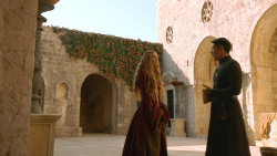 extant_GameOfThrones_3x04-KissedByFire_1582
