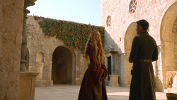 extant_GameOfThrones_3x04-KissedByFire_1584
