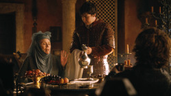 extant_GameOfThrones_3x04-KissedByFire_1646
