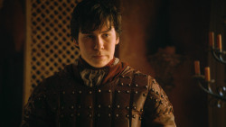 extant_GameOfThrones_3x04-KissedByFire_1648