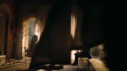 extant_GameOfThrones_3x04-KissedByFire_1662