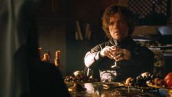 extant_GameOfThrones_3x04-KissedByFire_1678