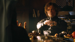 extant_GameOfThrones_3x04-KissedByFire_1685