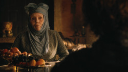 extant_GameOfThrones_3x04-KissedByFire_1693