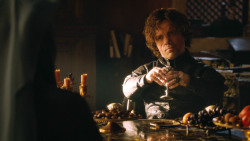 extant_GameOfThrones_3x04-KissedByFire_1704